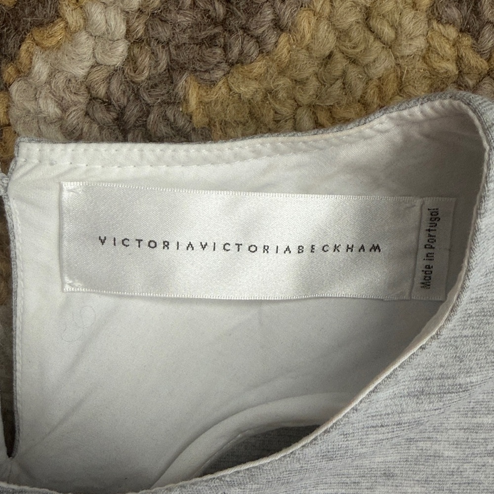 Victoria Victoria Beckham Grey Long Sleeve Top w/ Back Zip (Made in Portugal) - Picture 2 of 8